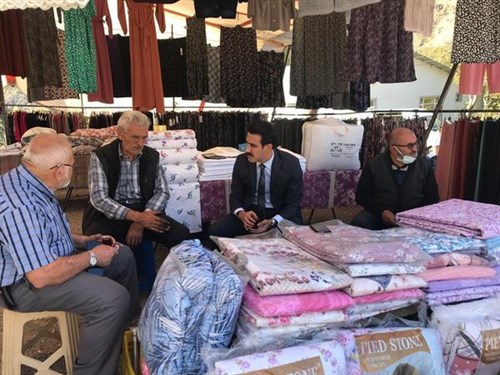 Kaymakamımız Sn Ali TEKİN, Cuma Günleri kurulan Halk pazarını ziyaret etti.